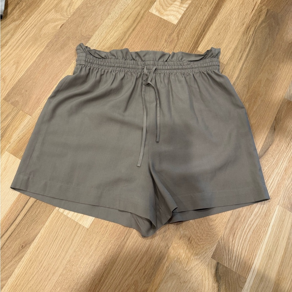 Antonio Melani Women's Black Drawstring Shorts Size 4